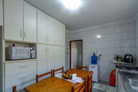 Casa à venda com 125m², 3 quartos e 2 vagasCozinha