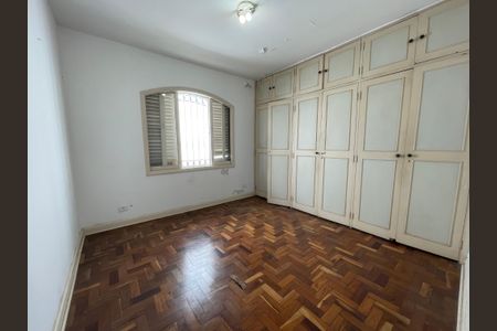 Casa para alugar com 207m², 3 quartos e 3 vagasQuarto 3