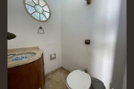 Casa para alugar com 207m², 3 quartos e 3 vagasBanheiro 3