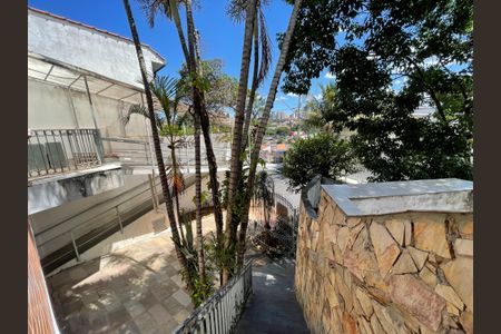 Casa para alugar com 207m², 3 quartos e 3 vagasÁrea externa