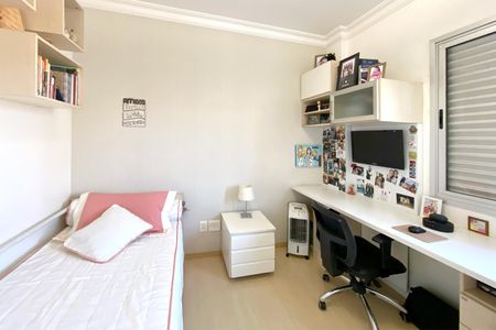 Apartamento à venda com 126m², 4 quartos e 3 vagas Apartamento à venda com 126m², 4 quartos e 3 vagasQuarto 3