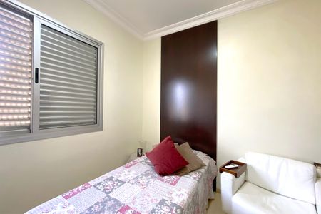 Apartamento à venda com 126m², 4 quartos e 3 vagas Apartamento à venda com 126m², 4 quartos e 3 vagasQuarto 2