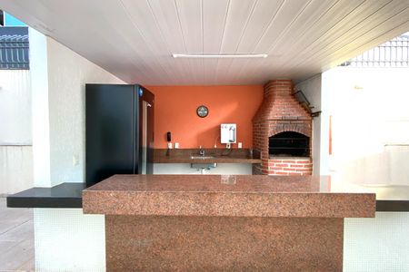 Apartamento à venda com 126m², 4 quartos e 3 vagas Apartamento à venda com 126m², 4 quartos e 3 vagasÁrea comum - Churrasqueira