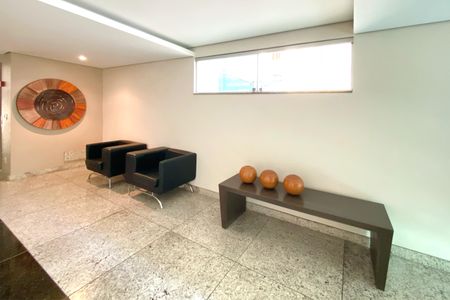 Apartamento à venda com 126m², 4 quartos e 3 vagas Apartamento à venda com 126m², 4 quartos e 3 vagasÁrea comum - Hall