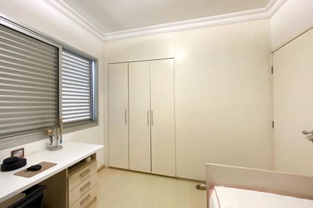Apartamento à venda com 126m², 4 quartos e 3 vagas Apartamento à venda com 126m², 4 quartos e 3 vagasQuarto 3