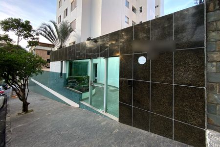 Apartamento à venda com 126m², 4 quartos e 3 vagas Apartamento à venda com 126m², 4 quartos e 3 vagasFachada