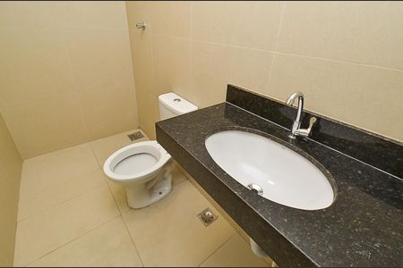 Studio/ Banheiro de kitnet/studio à venda com 1 quarto, 22m² em Boa Vista, Belo Horizonte