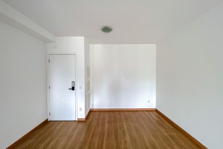 Apartamento para alugar com 78m², 2 quartos e 2 vagasSala