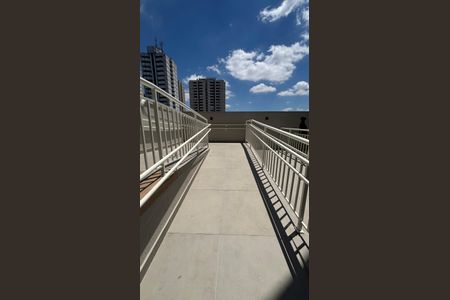 Apartamento à venda com 46m², 2 quartos e 1 vagaRampa - Corrimão