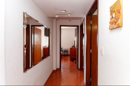 Apartamento à venda com 93m², 1 quarto e 1 vagaCorredor