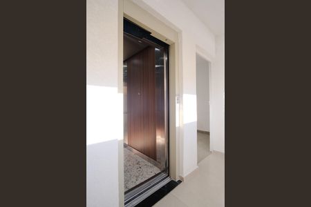 Apartamento para alugar com 46m², 2 quartos e sem vagaÁrea comum