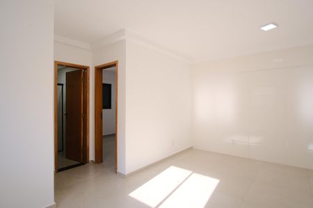 Sala de apartamento para alugar com 2 quartos, 46m² em Vila Granada, São Paulo