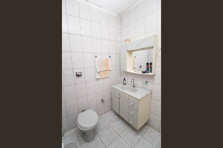 Casa à venda com 177m², 3 quartos e 2 vagasBanheiro 2