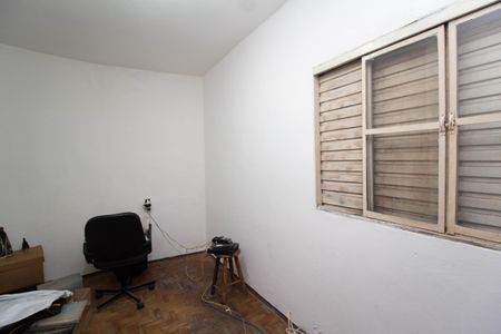 Casa à venda com 177m², 3 quartos e 2 vagasQuarto 3