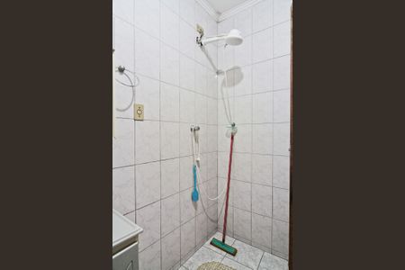 Casa à venda com 177m², 3 quartos e 2 vagasBanheiro 2