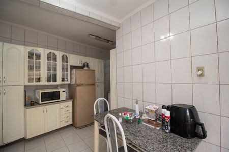 Casa à venda com 177m², 3 quartos e 2 vagasCozinha