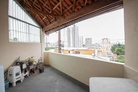 Casa à venda com 177m², 3 quartos e 2 vagasVaranda