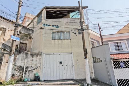 Casa à venda com 177m², 3 quartos e 2 vagasFachada