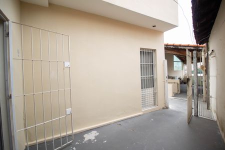 Casa à venda com 177m², 3 quartos e 2 vagasQuintal