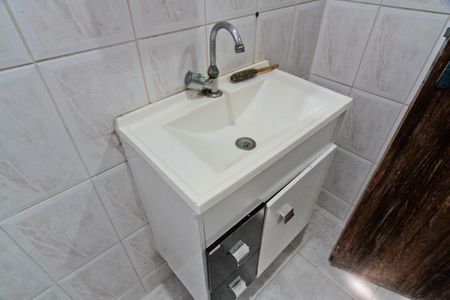 Casa à venda com 177m², 3 quartos e 2 vagasBanheiro