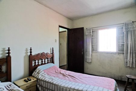 Casa à venda com 177m², 3 quartos e 2 vagasQuarto 2