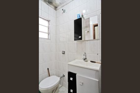 Casa à venda com 177m², 3 quartos e 2 vagasBanheiro