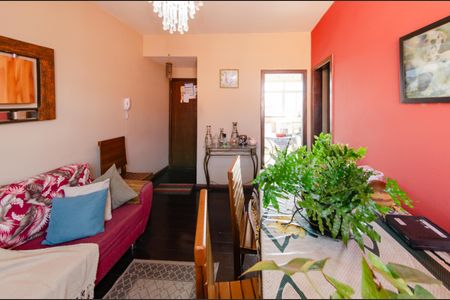 Sala de apartamento à venda com 3 quartos, 70m² em Prado, Belo Horizonte