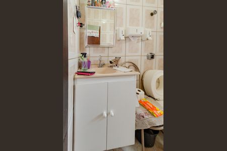 Apartamento à venda com 70m², 3 quartos e sem vaga Apartamento à venda com 70m², 3 quartos e sem vagaBanheiro