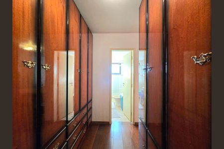 Apartamento para alugar com 140m², 4 quartos e 3 vagas Apartamento para alugar com 140m², 4 quartos e 3 vagasSuíte 1