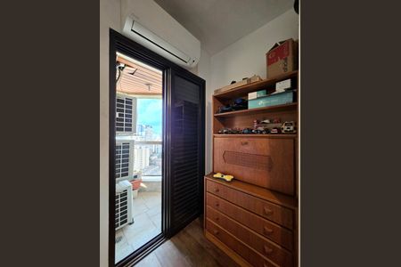 Apartamento para alugar com 140m², 4 quartos e 3 vagas Apartamento para alugar com 140m², 4 quartos e 3 vagasSuíte 2