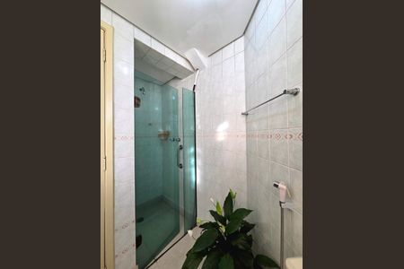 Apartamento para alugar com 140m², 4 quartos e 3 vagas Apartamento para alugar com 140m², 4 quartos e 3 vagasBanheiro da Suíte 2