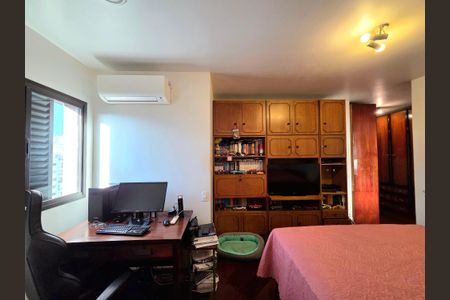 Apartamento para alugar com 140m², 4 quartos e 3 vagas Apartamento para alugar com 140m², 4 quartos e 3 vagasSuíte 1