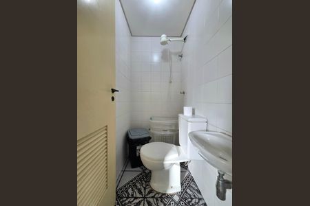 Apartamento para alugar com 140m², 4 quartos e 3 vagas Apartamento para alugar com 140m², 4 quartos e 3 vagasBanheiro de serviço
