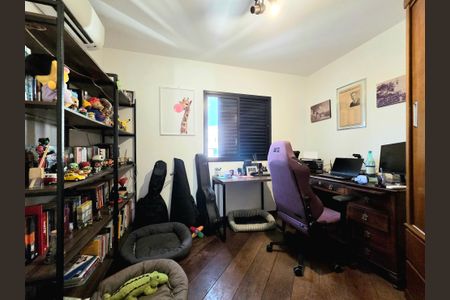 Apartamento para alugar com 140m², 4 quartos e 3 vagas Apartamento para alugar com 140m², 4 quartos e 3 vagasQuarto 3