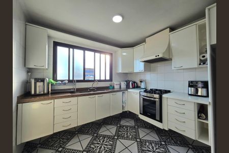 Apartamento para alugar com 140m², 4 quartos e 3 vagas Apartamento para alugar com 140m², 4 quartos e 3 vagasCozinha
