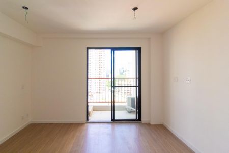 Quarto de kitnet/studio para alugar com 1 quarto, 27m² em Jardim das Acacias, São Paulo