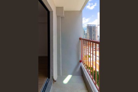 Varanda de kitnet/studio para alugar com 1 quarto, 27m² em Jardim das Acacias, São Paulo