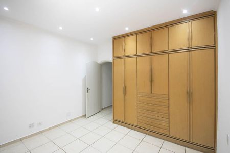 Casa para alugar com 180m², 2 quartos e 1 vaga Casa para alugar com 180m², 2 quartos e 1 vagaQuarto 1