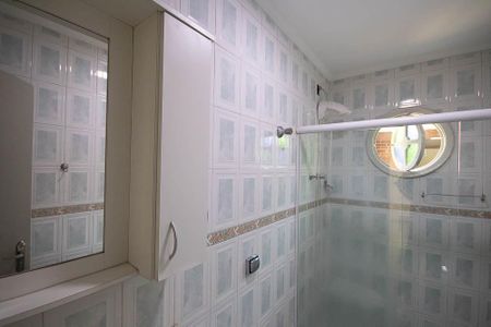 Casa para alugar com 180m², 2 quartos e 1 vaga Casa para alugar com 180m², 2 quartos e 1 vagaBanheiro 1