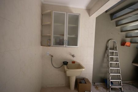 Casa para alugar com 180m², 2 quartos e 1 vaga Casa para alugar com 180m², 2 quartos e 1 vagaÁrea de Serviço