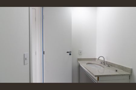 Apartamento para alugar com 28m², 1 quarto e sem vagaBanheiro da Suíte