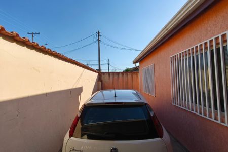 Casa à venda com 274m², 3 quartos e 3 vagas Casa à venda com 274m², 3 quartos e 3 vagasQuintal - Garagem
