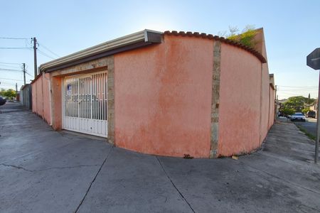 Casa à venda com 3 quartos, 274m² em Vila Padre Manoel de Nobrega, Campinas