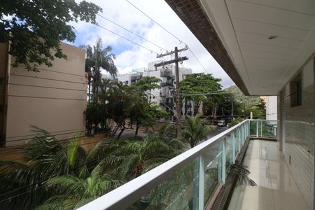 Apartamento para alugar com 96m², 3 quartos e 2 vagasVista