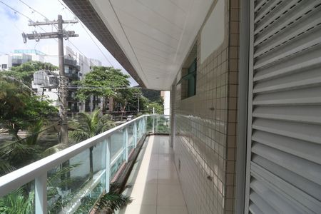 Apartamento para alugar com 96m², 3 quartos e 2 vagasVaranda