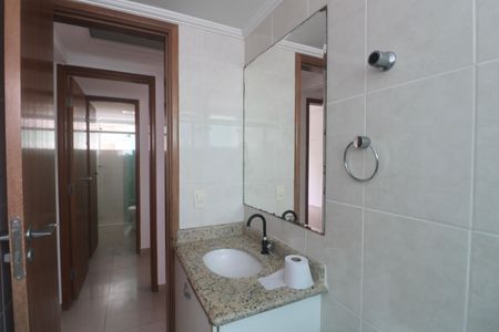 Apartamento para alugar com 96m², 3 quartos e 2 vagasBanheiro Social