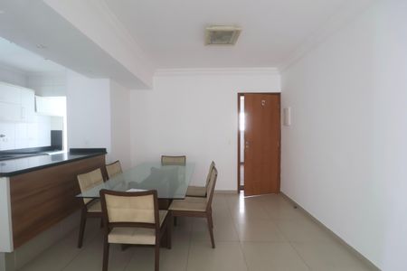 Apartamento para alugar com 96m², 3 quartos e 2 vagasSala