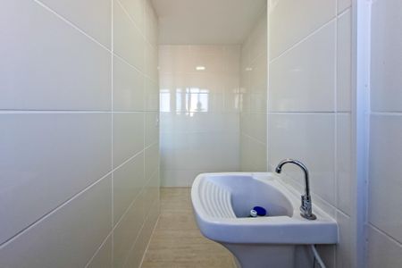 Apartamento para alugar com 75m², 2 quartos e 1 vaga Apartamento para alugar com 75m², 2 quartos e 1 vagaÁrea de Serviço