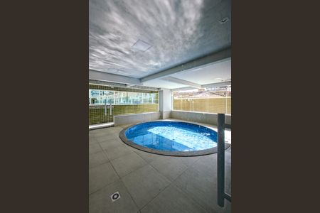 Apartamento para alugar com 75m², 2 quartos e 1 vaga Apartamento para alugar com 75m², 2 quartos e 1 vagaÁrea comum - Piscina aquecida