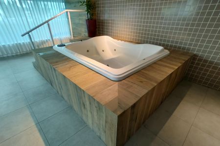 Apartamento para alugar com 75m², 2 quartos e 1 vaga Apartamento para alugar com 75m², 2 quartos e 1 vagaSpa